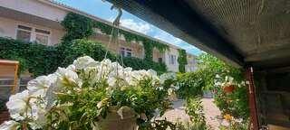 Гостиница Гостевой дом Виктория Судак-0